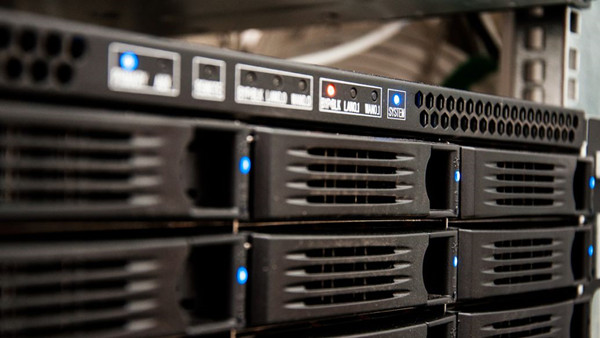 香港設備進口報關到深圳網(wǎng)絡服務器進口報關案例分享